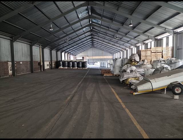 5,500M² WAREHOUSE FOR SALE IN ALBERTON NORTH